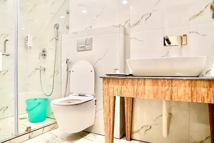 Seven Hills Hotel Пурі Екстер'єр фото